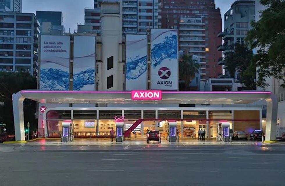 La estación de servicio en una de las avenidas de la Ciudad.