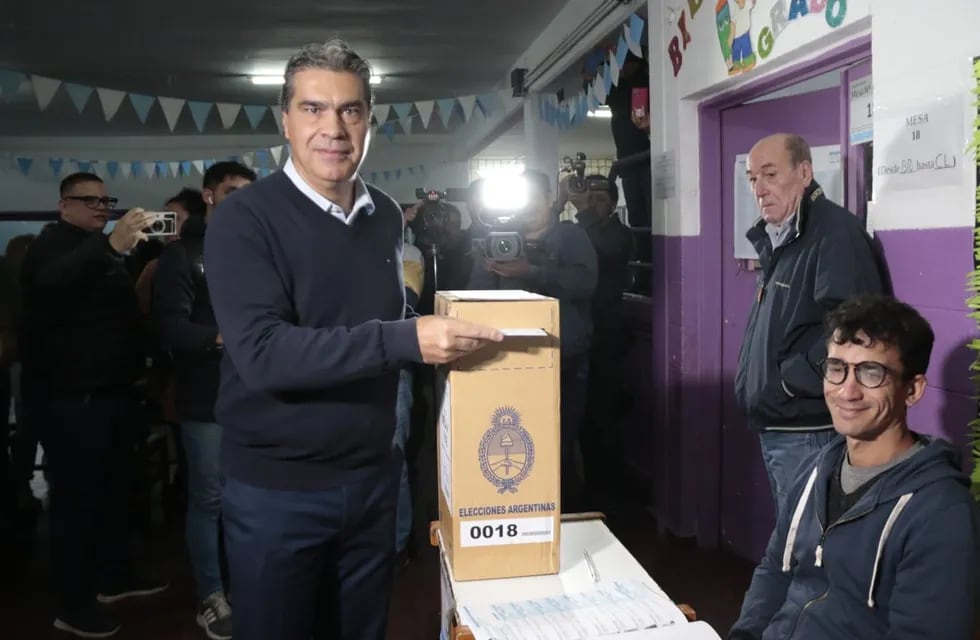 Votó Jorge Capitanich en las elecciones PASO nacionales.