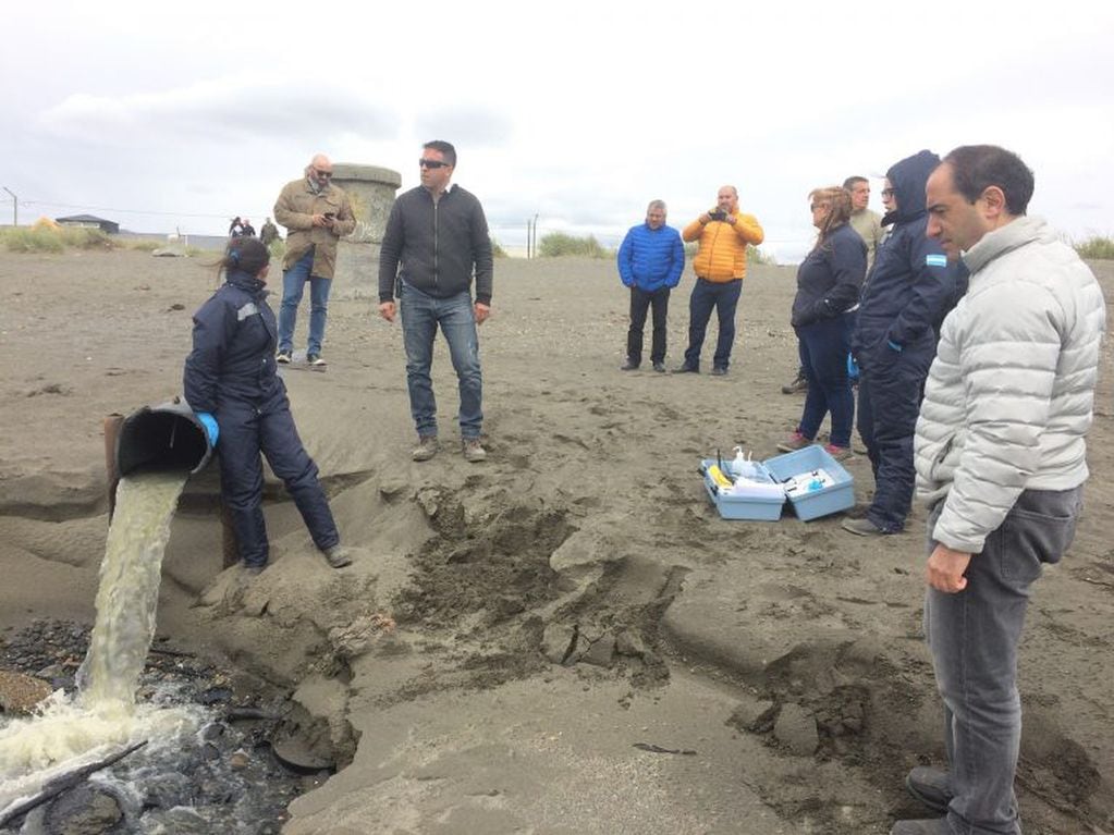 Inspección en planta cloacal de Río Grande