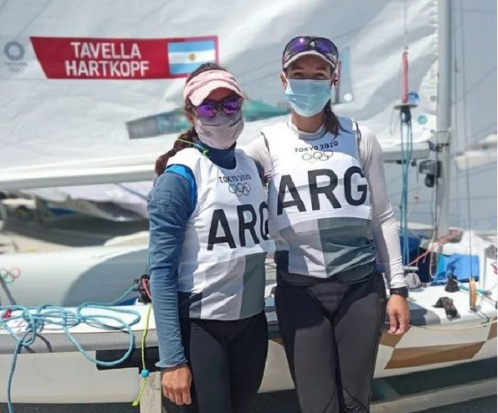 La posadeña junto a su compañera bonaerense María Belén Tavella.