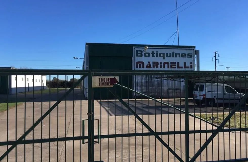 Fábrica de botiquines Marinelli en Venado Tuerto, provincia de Santa Fe. (FM Dale!)