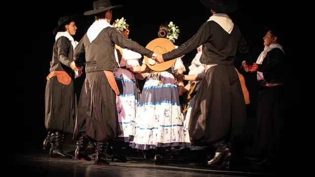 La Academia de Danzas “El Caldén” de Tres Arroyos presenta su espectáculo Cultores