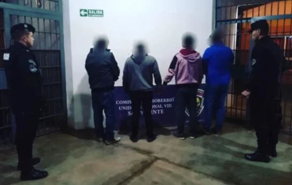 Cuatro detenidos por robo a mano armada en El Soberbio.