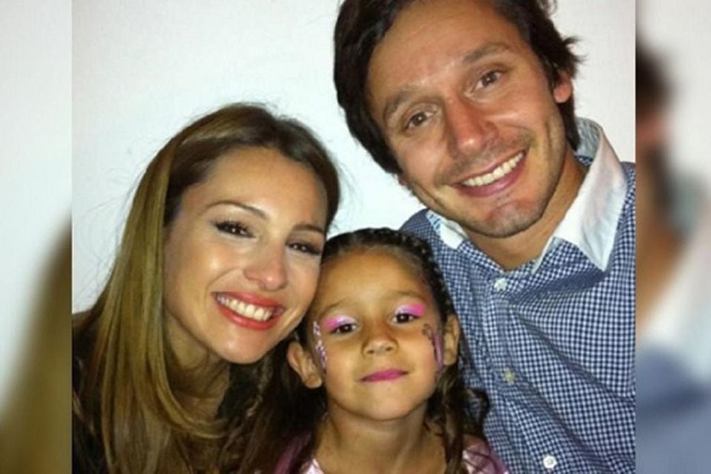 Pampita y Benjamín, junto a su hija Blanca, quien falleció en 2012.