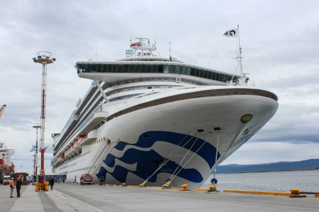 Cada año incrementa la llegada de personas por cruceros en Ushuaia