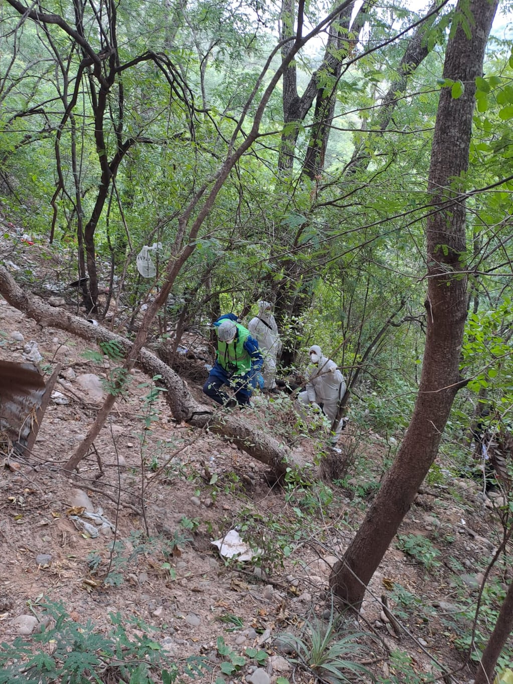 El cadáver hallado por la Policía en un profundo barranco es de un joven que era buscado desde hacía más de diez días en San Pedro de Jujuy.