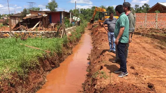Continúan las obras de mejoramiento de los desagües en Puerto Iguazú