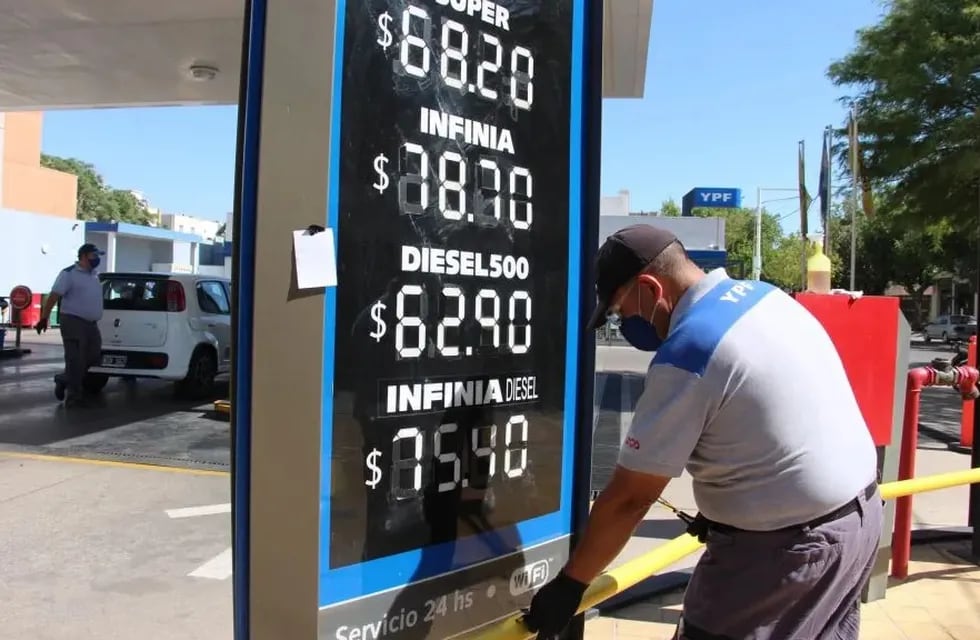 Nuevo aumento del combustible: 15% entre marzo, abril y mayo. (Foto: web)