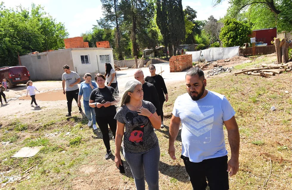 Alrededor de 20 familias de Villa Rivera Indarte podrían ser desalojadas.
