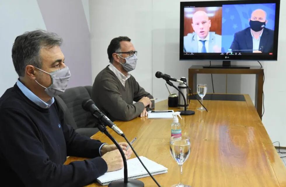 Luis Castellano y Diego Peiretti participaron de la videoconferencia