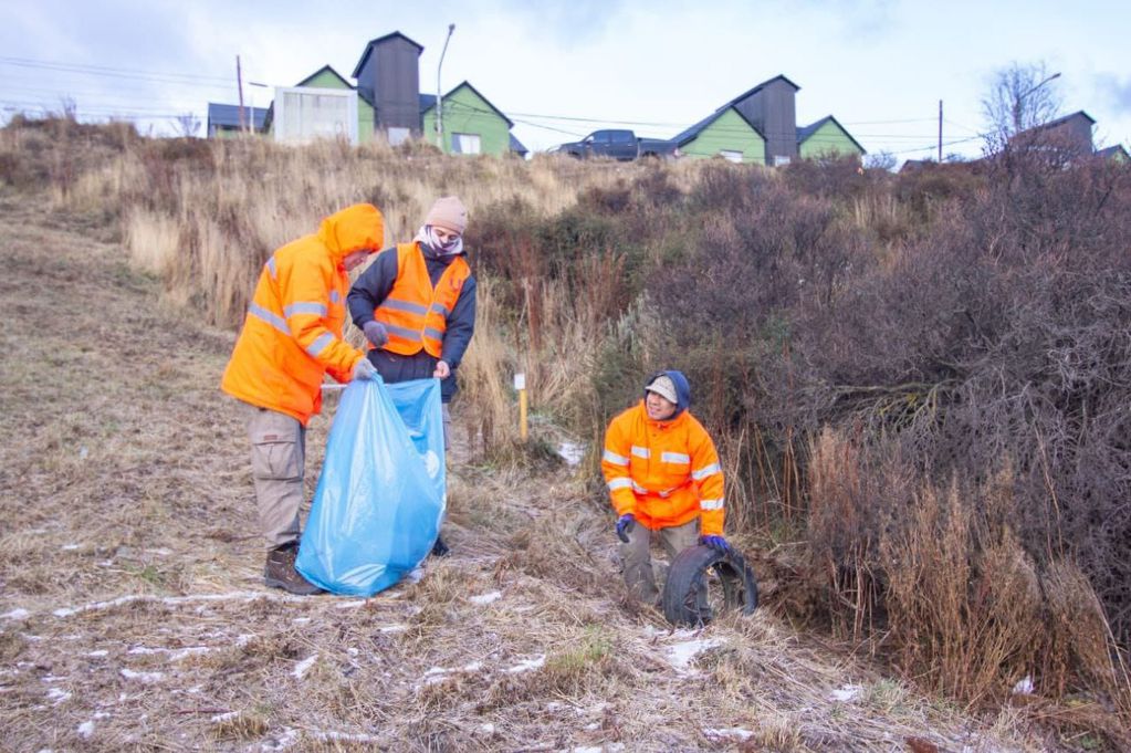 Ushuaia: realizaron operativo de limpieza y recolección de residuos
