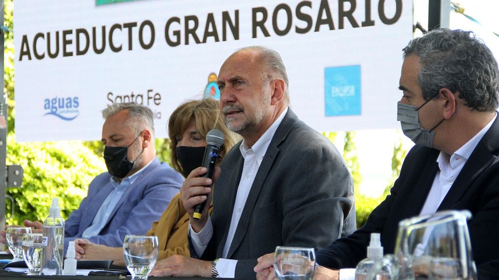 Pérez: Corsalini participó de la apertura de sobres para la ampliación del Acueducto Gran Rosario (Gobierno de Santa Fe)