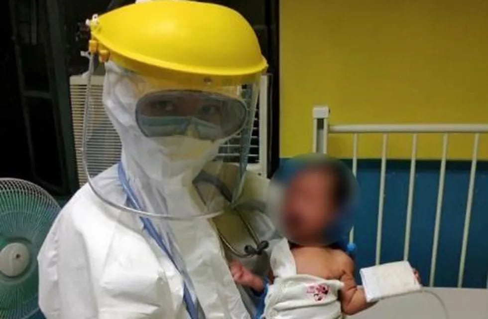 Un bebé de 16 días es el paciente más joven del mundo en superar el coronavirus. (Facebook)