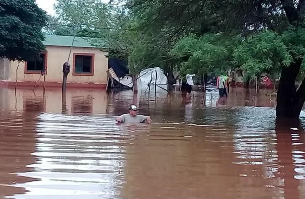 Inundaciones en Apolinario Saravia. (Web)