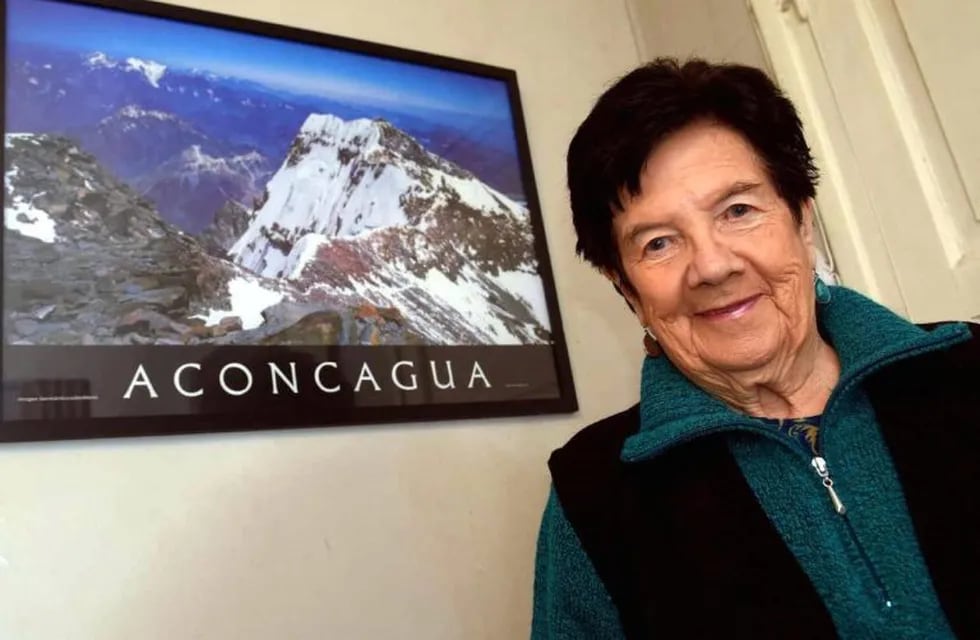 Nelly Noller, la primera argentina en llegar a la cima del cerro Aconcagua.