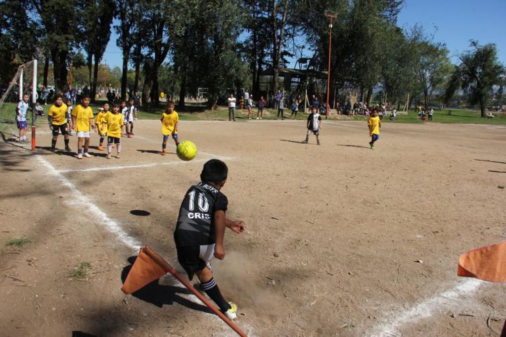 Liga Municipal de Fútbol Infantil en Villa Carlos Paz, año 2019.