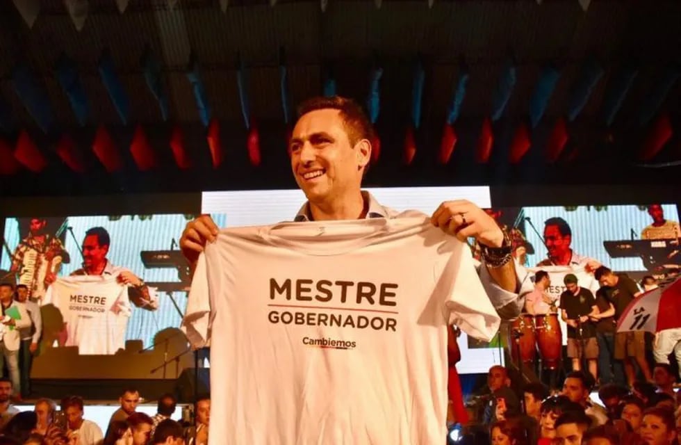 Mestre lanzó su candidatura.