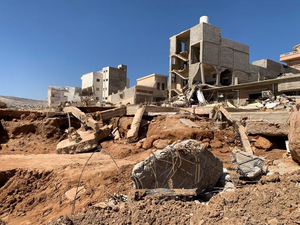 En la imagen, las consecuencias de las letales inundaciones que arrasaron Derna, Libia, el 14 de septiembre de 2023. 