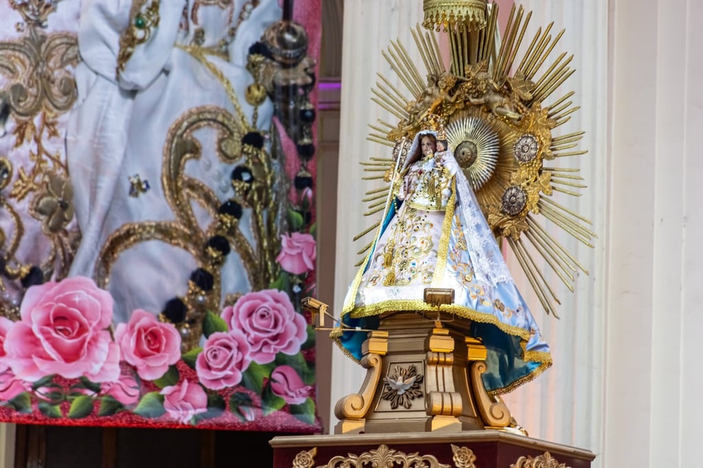 La sagrada imagen de la Virgen del Rosario de Río Blanco y Paypaya que es venerada en Jujuy.