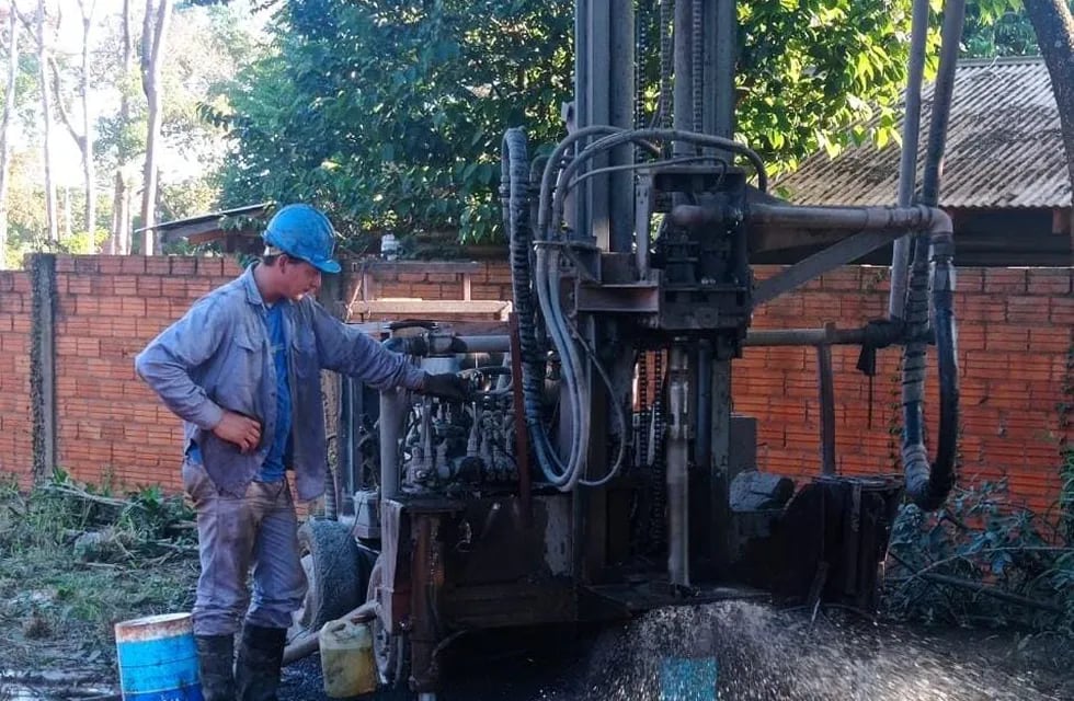 Puerto Iguazú: trabajos para mejorar el servicio de agua potable