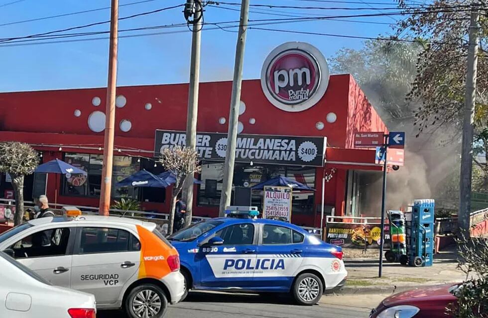 Principio de incendio en un local de comidas rápidas en Carlos Paz.