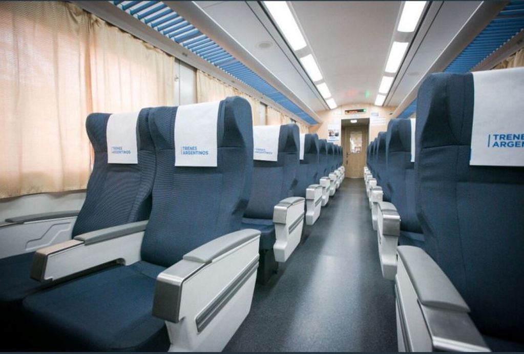 Los asientos del tren a Mar del Plata.