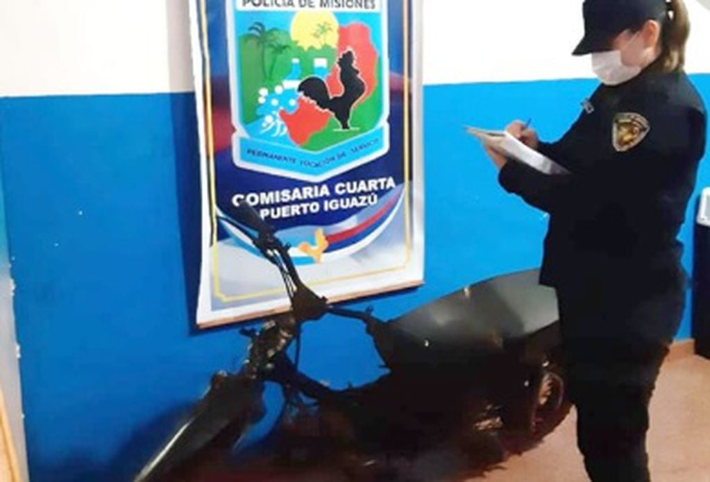 Recuperaron una motocicleta robada en Puerto Iguazú.