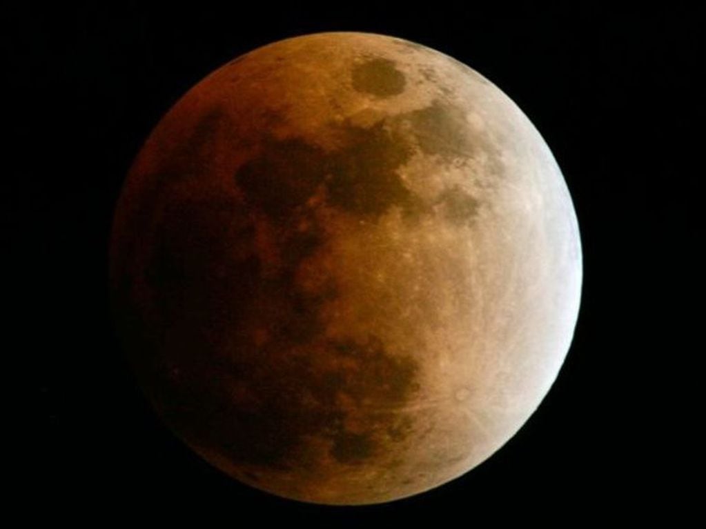 El cuarto eclipse lunar sucederá al mismo tiempo que la Luna Llena de Gusano.