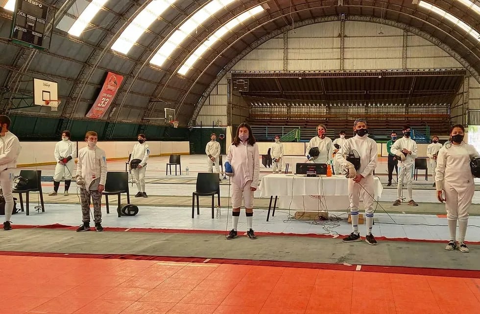 Se realizó el Torneo Provincial de Esgrima con tres pruebas puntuables, en el Gimnasio N°2 del complejo deportivo de la UNCuyo.