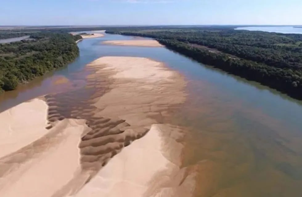 Río Paraná en bajante crítica: se reforzarán las medidas de contingencia. (Web).