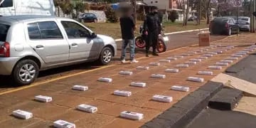 Secuestran contrabando de cigarrillos en Capioví