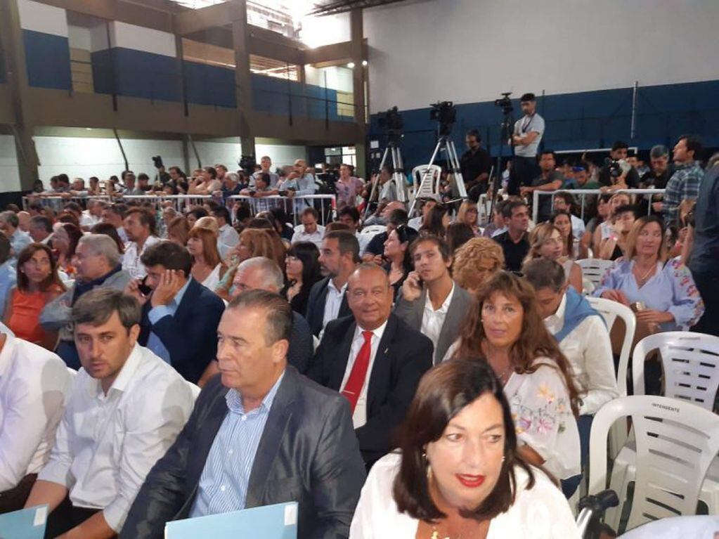 Sánchez y Adobatto presentes en el lanzamiento del plan "Escuelas a la Obra"