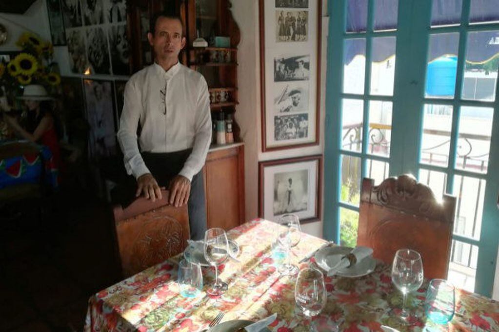 La mesa donde comieron (Foto El Mundo).