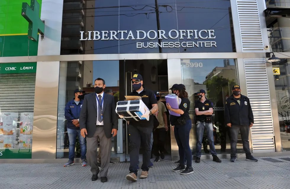 Allanamiento en la propiedad de Leopoldo Luque el médico de Maradona.