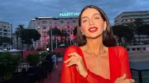 Transparencias, brillos, y tajo pronunciado: Zaira Nara mostró fotos inéditas del Festival de Cannes