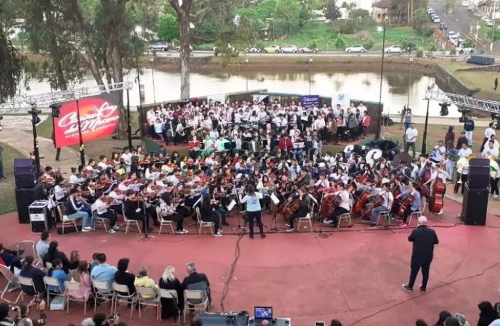 Fronteira in Concert en Bernardo de Irigoyen, Misiones. (Irigoyen Informa)