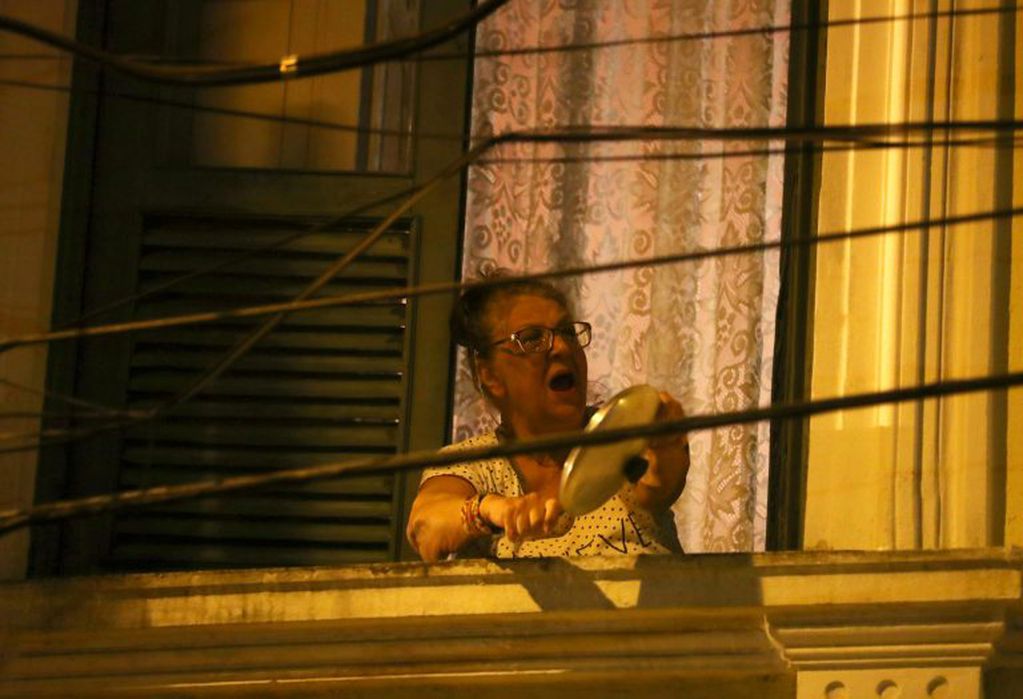 Cacerolazos en Brasil en repudio al discurso del presidente (Foto: REUTERS/Pilar Olivares)