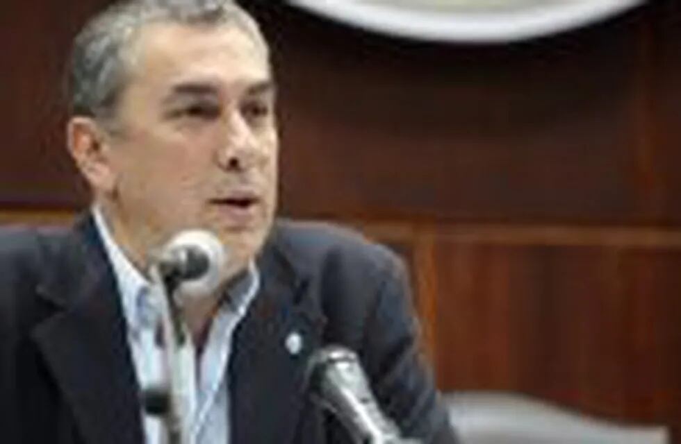 Ministro de Economía de Mendoza, Enrique Vaquiu00e9.