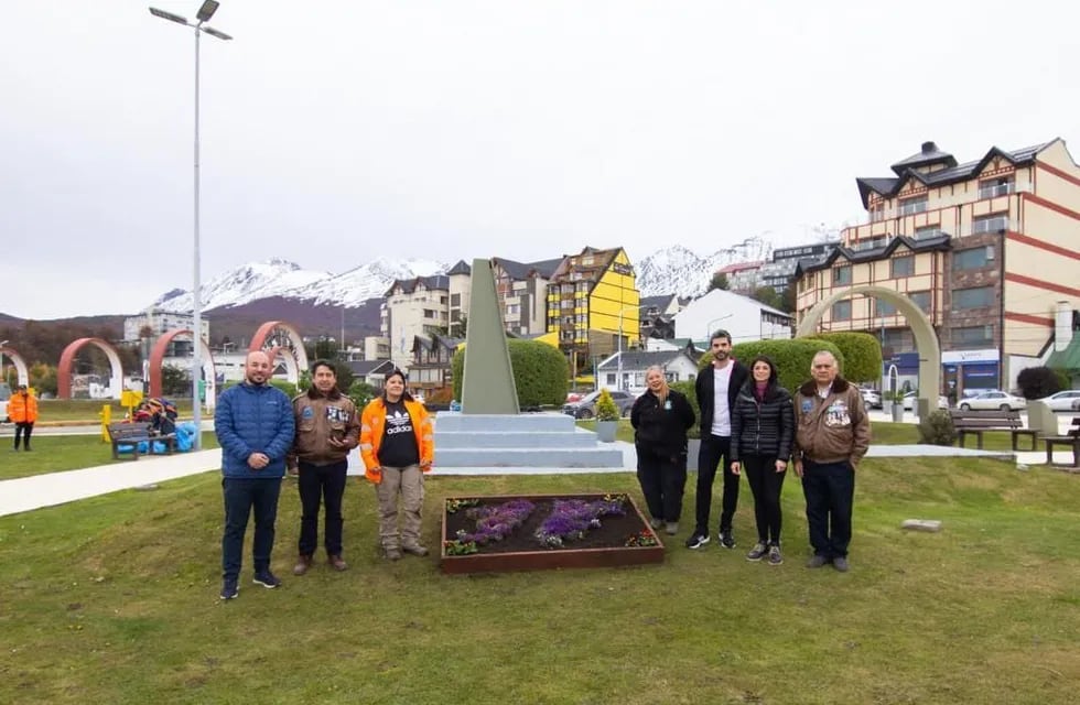 Ushuaia: presentaron un cantero floral conmemorativo a la gesta de Malvinas