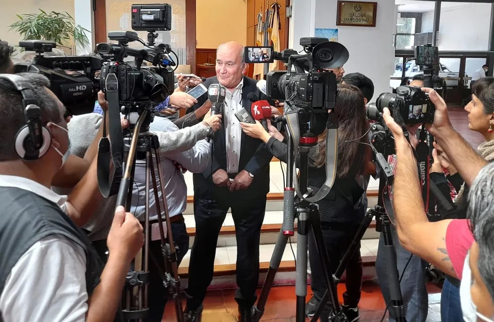 El dirigente justicialista Rubén Rivarola anunció su precandidatura a gobernador de Jujuy.