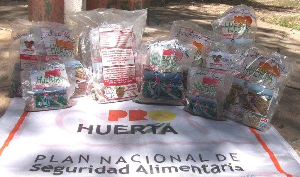 El programa Pro Huerta se extiende por todo el país llevando charlas de soberanía  alimentaria y kits con insumos biológicos.