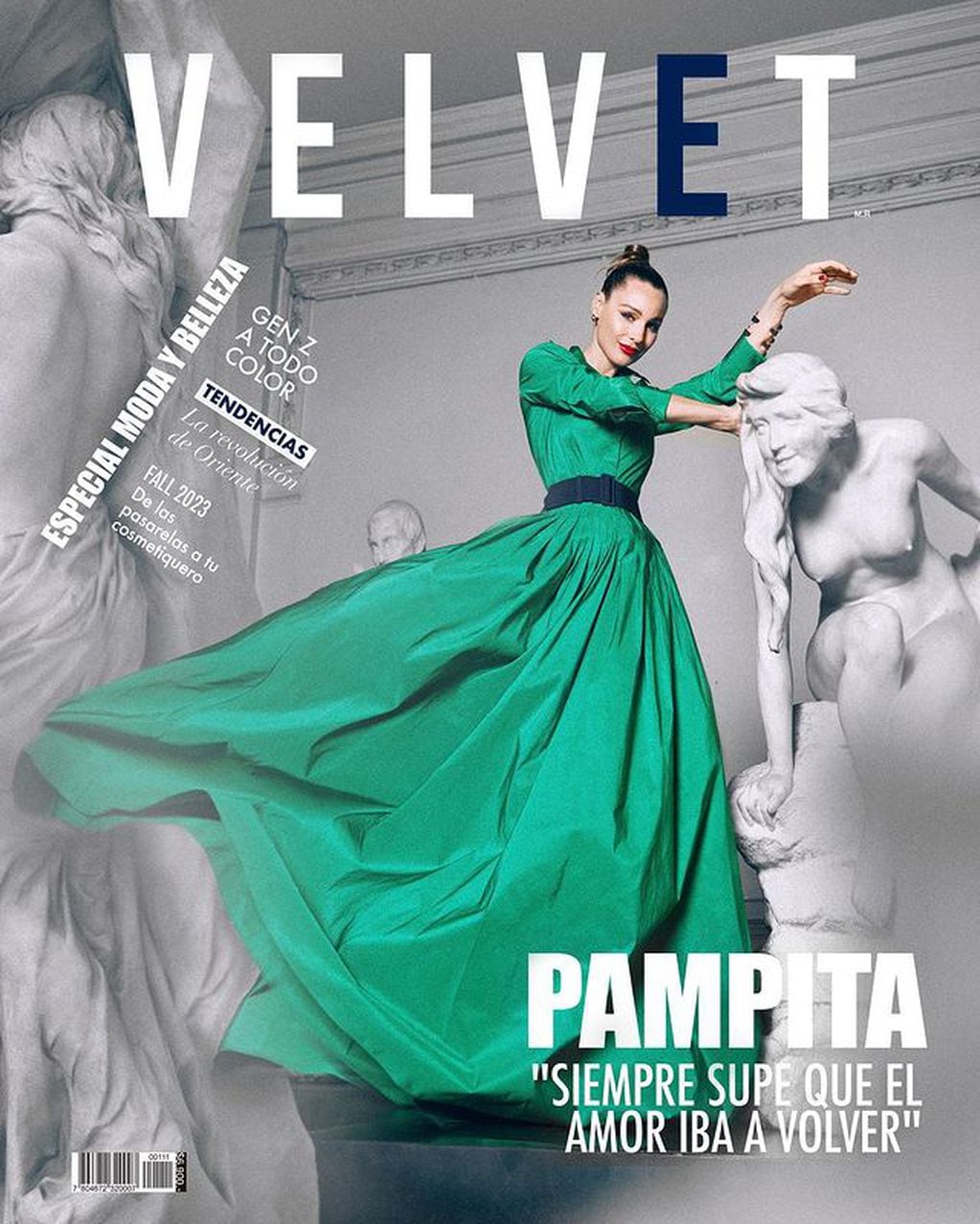 Pampita enamoró desde la portada de una reconocida revista.