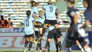 Belgrano celebró en el clásico femenino ante Talleres