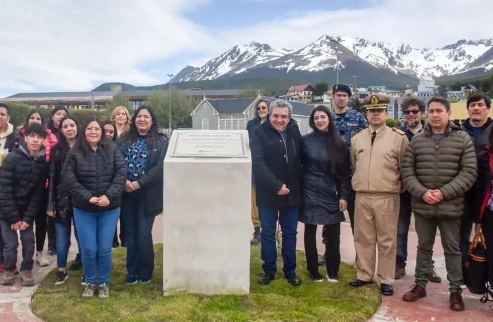 Acto en Ushuaia por el Día del Genocidio Selk´nam