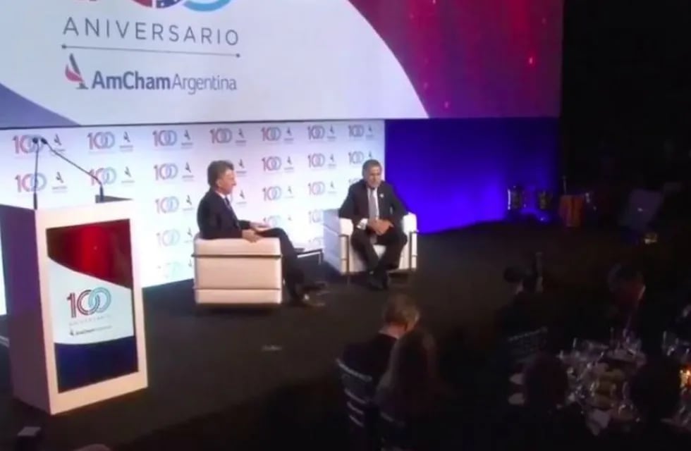 Macri pidió a la dirigencia política no sancionar leyes que puedan \
