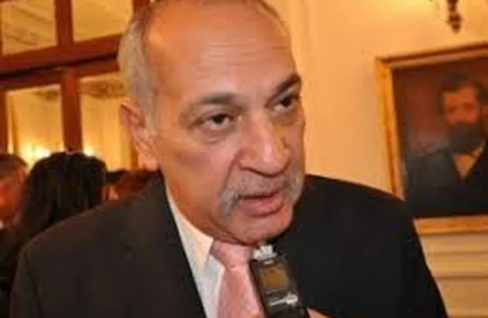 Héctor Durán Sabas - Fiscal de Estado
