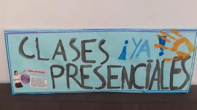 Protesta en reclamo de clases presenciales en Rosario