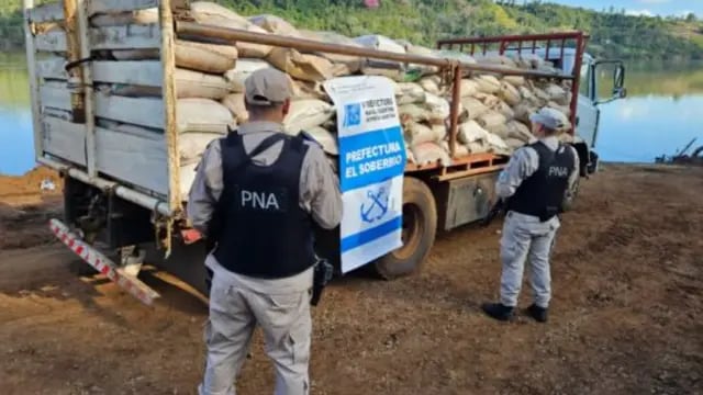 Prefectura Naval incautó contrabando de soja en El Soberbio