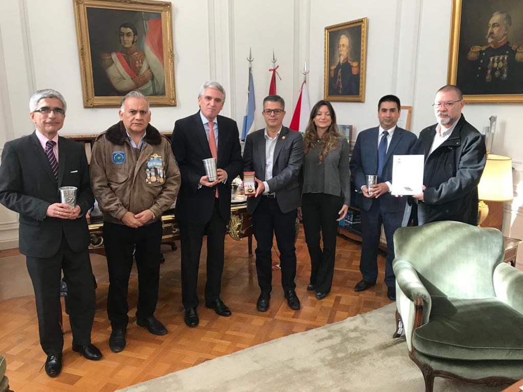 Andrés Dachary, se reunió con el embajador de la República del Perú en Argentina.