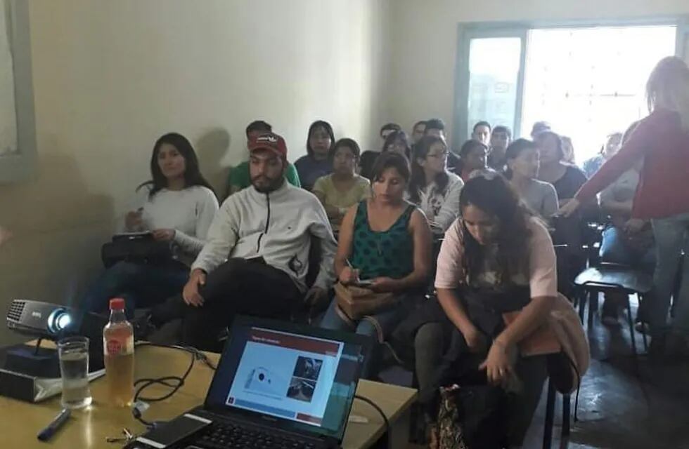 Nuevos cursos y talleres gratuitos (Facebook Oficina de Empleo de la ciudad de Salta)